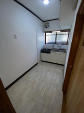 八尾市福万寺町、中古一戸建てのキッチン画像です