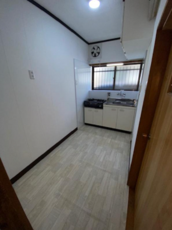 八尾市福万寺町、中古一戸建てのキッチン画像です