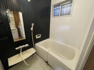 八尾市山本町北、中古一戸建ての風呂画像です