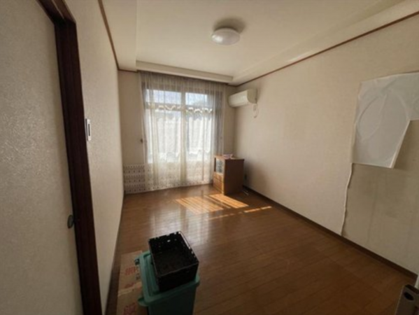 八尾市山本町北、中古一戸建ての居間画像です