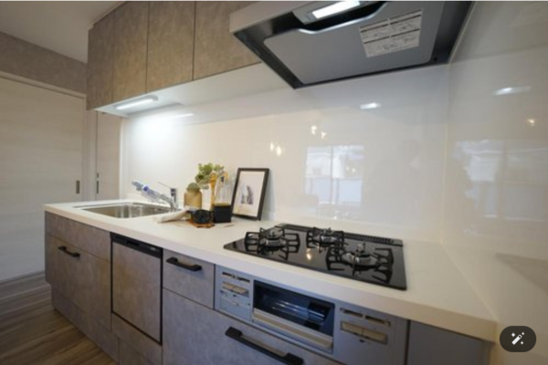 八尾市荘内町、新築一戸建てのキッチン画像です