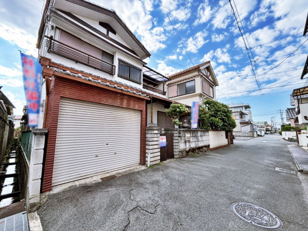 八尾市東山本新町、土地の前面道路を含む現地写真画像です