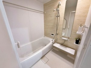 八尾市都塚、新築一戸建ての風呂画像です