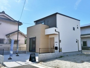 八尾市都塚、新築一戸建ての外観画像です