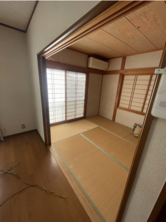 八尾市旭ヶ丘、中古一戸建ての画像です