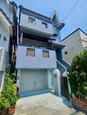 八尾市東山本新町、中古一戸建ての外観画像です