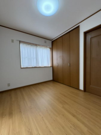 八尾市小畑町、中古一戸建ての寝室画像です