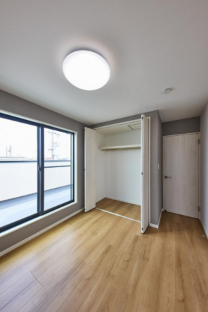 八尾市萱振町、新築一戸建ての居間画像です