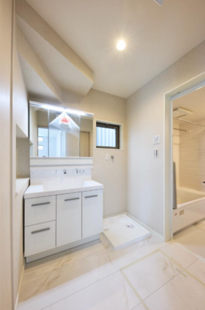 八尾市老原、新築一戸建ての洗面画像です