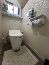 八尾市永畑町、中古一戸建てのトイレ画像です