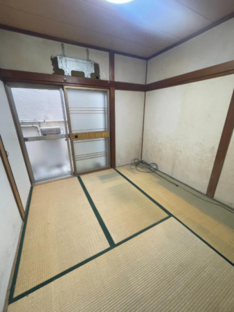 八尾市美園町、中古一戸建ての寝室画像です