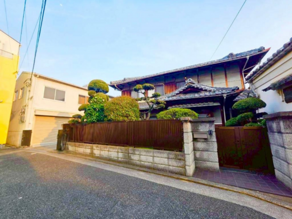 八尾市久宝園、収益物件/倉庫の画像です