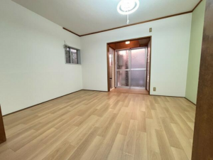 八尾市南本町、中古一戸建ての画像です