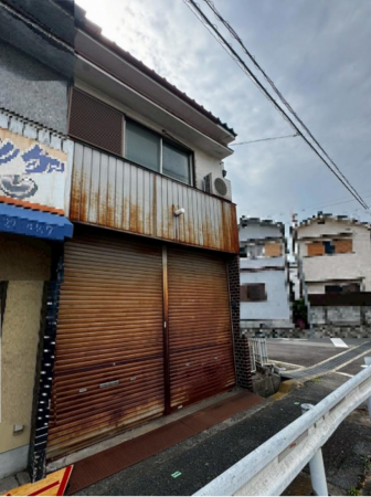 八尾市曙町、中古一戸建ての画像です