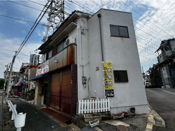 八尾市曙町、中古一戸建ての画像です