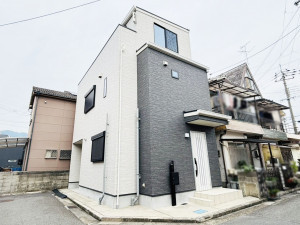 八尾市上尾町、中古一戸建ての画像です