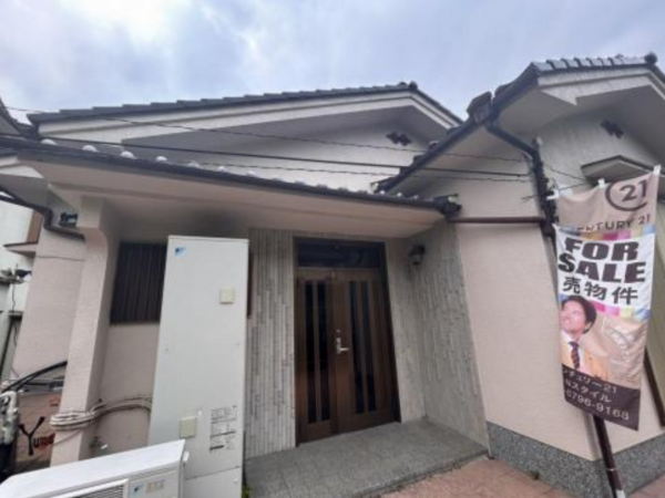 八尾市大字大窪、中古一戸建ての画像です