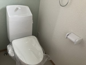 八戸市大字湊町、中古一戸建てのトイレ画像です