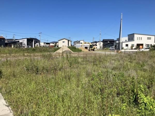 八戸市大字尻内町、土地の外観画像です