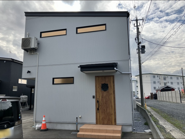 八戸市大字大久保、中古一戸建ての外観画像です