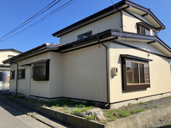 八戸市大字妙、中古一戸建ての外観画像です