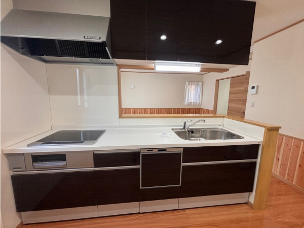 八戸市江陽、新築一戸建てのキッチン画像です