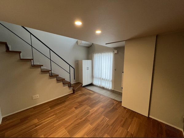 八戸市大字大久保、新築一戸建ての内装画像です