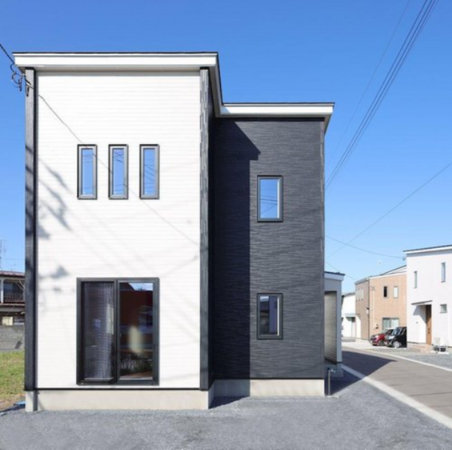 八戸市沼館、中古一戸建ての外観画像です