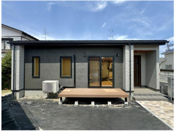 八戸市小中野、中古一戸建ての外観画像です