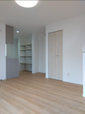 八戸市長根、新築一戸建ての居間画像です