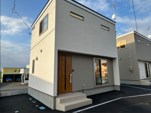 八戸市長根、新築一戸建ての外観画像です