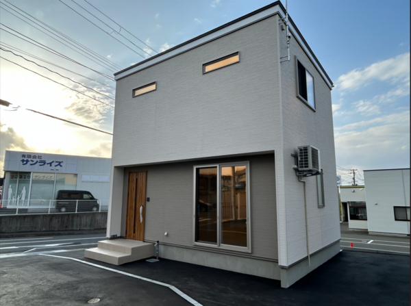 八戸市長根、新築一戸建ての外観画像です