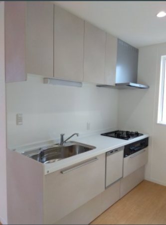 八戸市長根、新築一戸建てのキッチン画像です