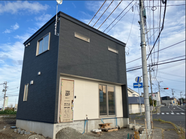 八戸市長根、新築一戸建ての外観画像です