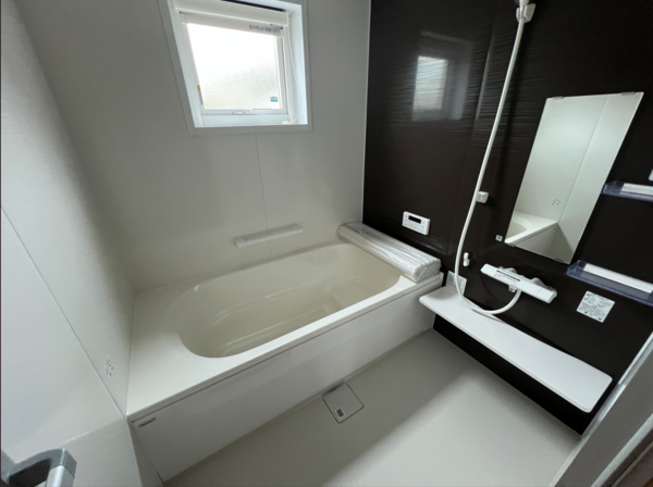 八戸市大字新井田、新築一戸建ての風呂画像です