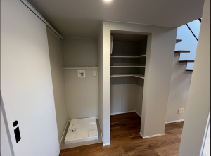 八戸市大字大久保、新築一戸建ての内装画像です