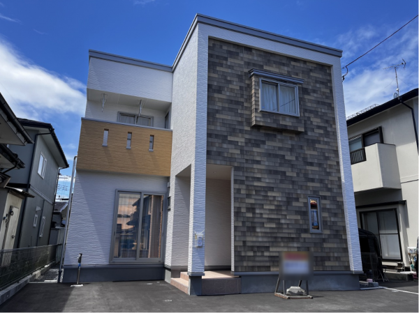 八戸市高州、中古一戸建ての外観画像です