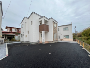 八戸市小中野、中古一戸建ての外観画像です