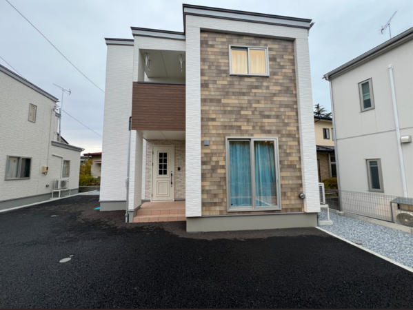 八戸市小中野、中古一戸建ての外観画像です