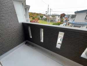 八戸市大字白銀町、中古一戸建てのバルコニー画像です