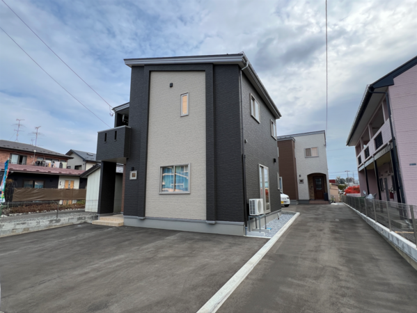 八戸市諏訪、新築一戸建ての外観画像です