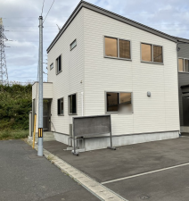 八戸市新井田西、中古一戸建ての外観画像です