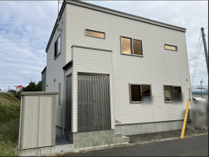 八戸市新井田西、中古一戸建ての外観画像です