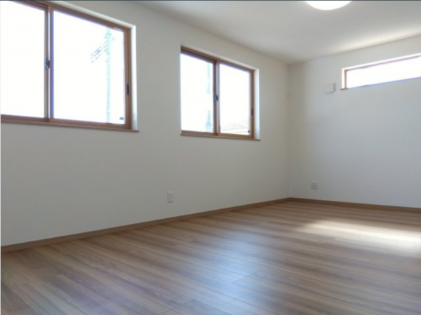 八戸市新井田西、中古一戸建ての内装画像です