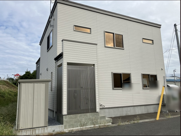 八戸市新井田西、中古一戸建ての外観画像です