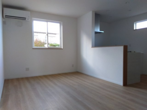 八戸市根城、新築一戸建ての居間画像です