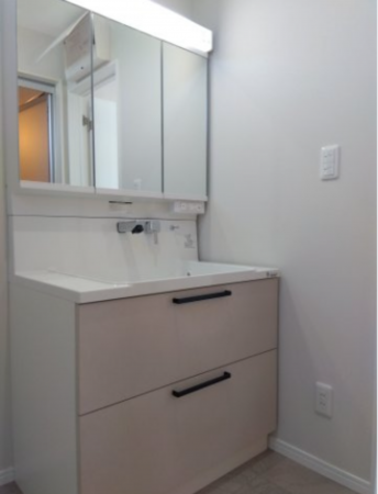 三沢市南町、新築一戸建ての洗面画像です