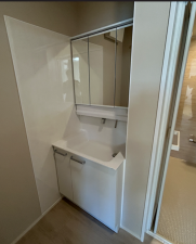 八戸市類家、中古一戸建ての洗面画像です