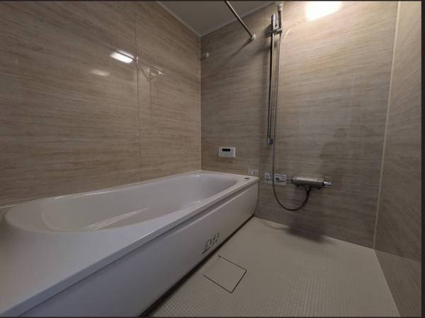 八戸市一番町、中古一戸建ての風呂画像です