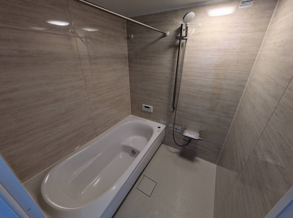 八戸市一番町、中古一戸建ての風呂画像です